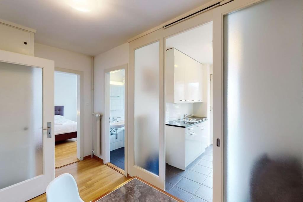 Very Spacious Studio In City Center - Parkview 4 ซูริก ภายนอก รูปภาพ